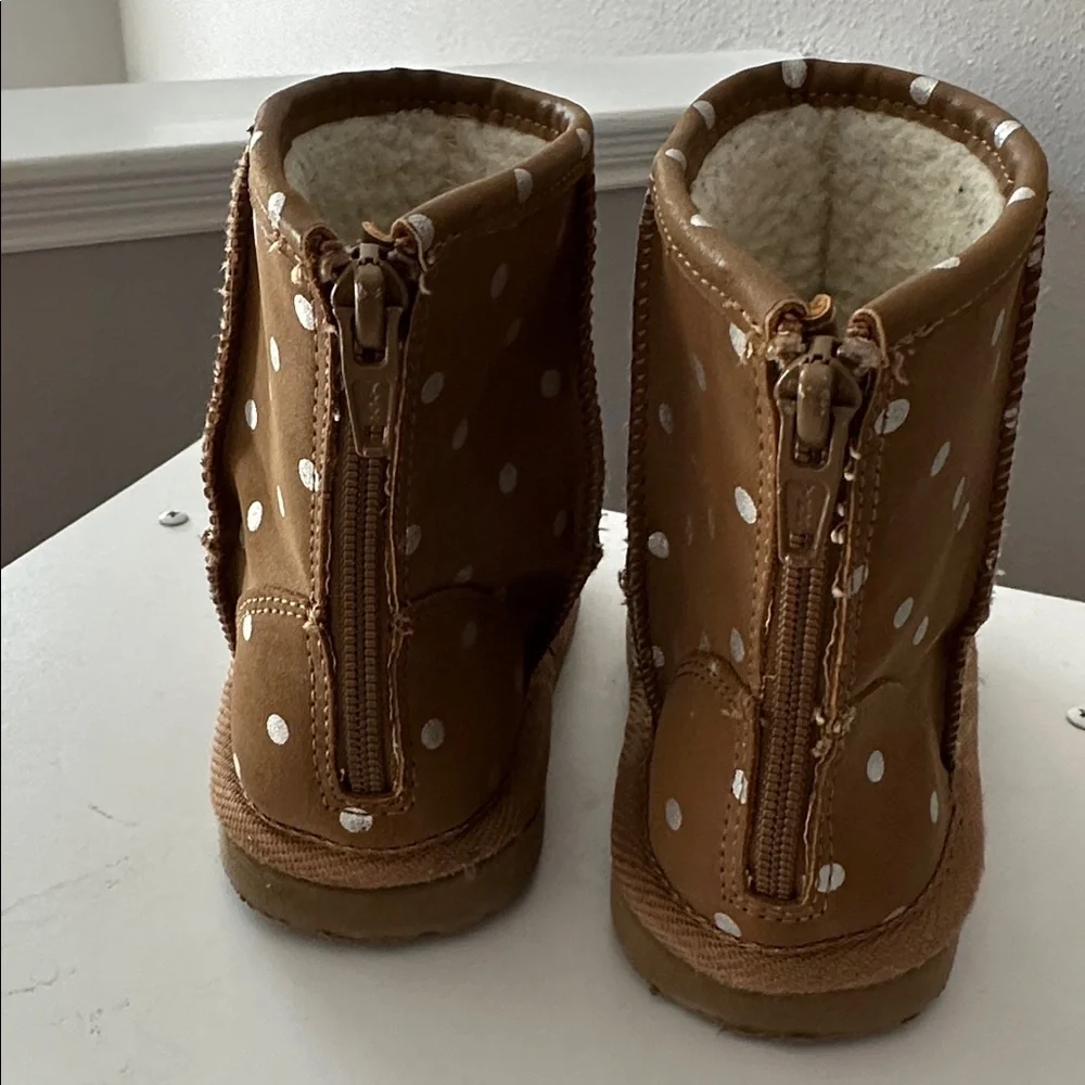 Baby Gap Faux Shearling lined Boots